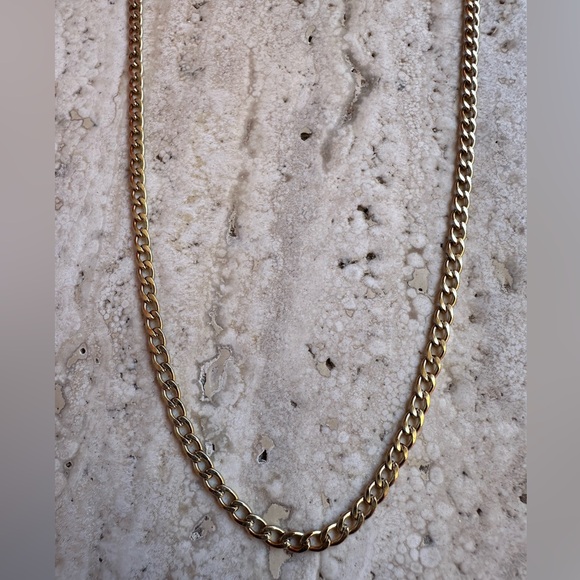 14k Gold Filled Cuban Necklace Chain 18” long - Picture 3 of 8